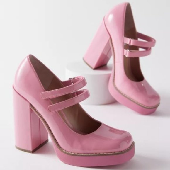 Steve Madden Shoes - Steve Madden Twice Mary Jane Platform Pump